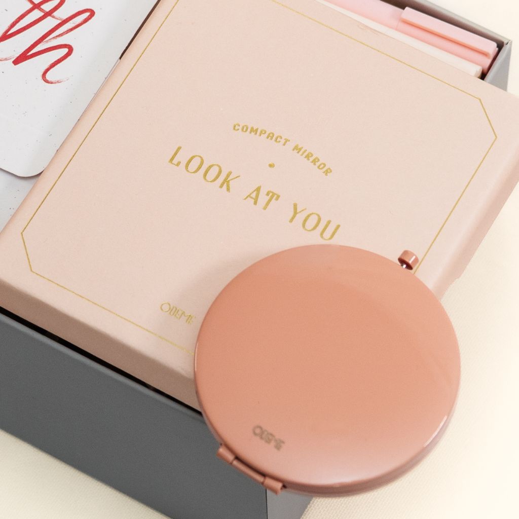 Compact Mirror